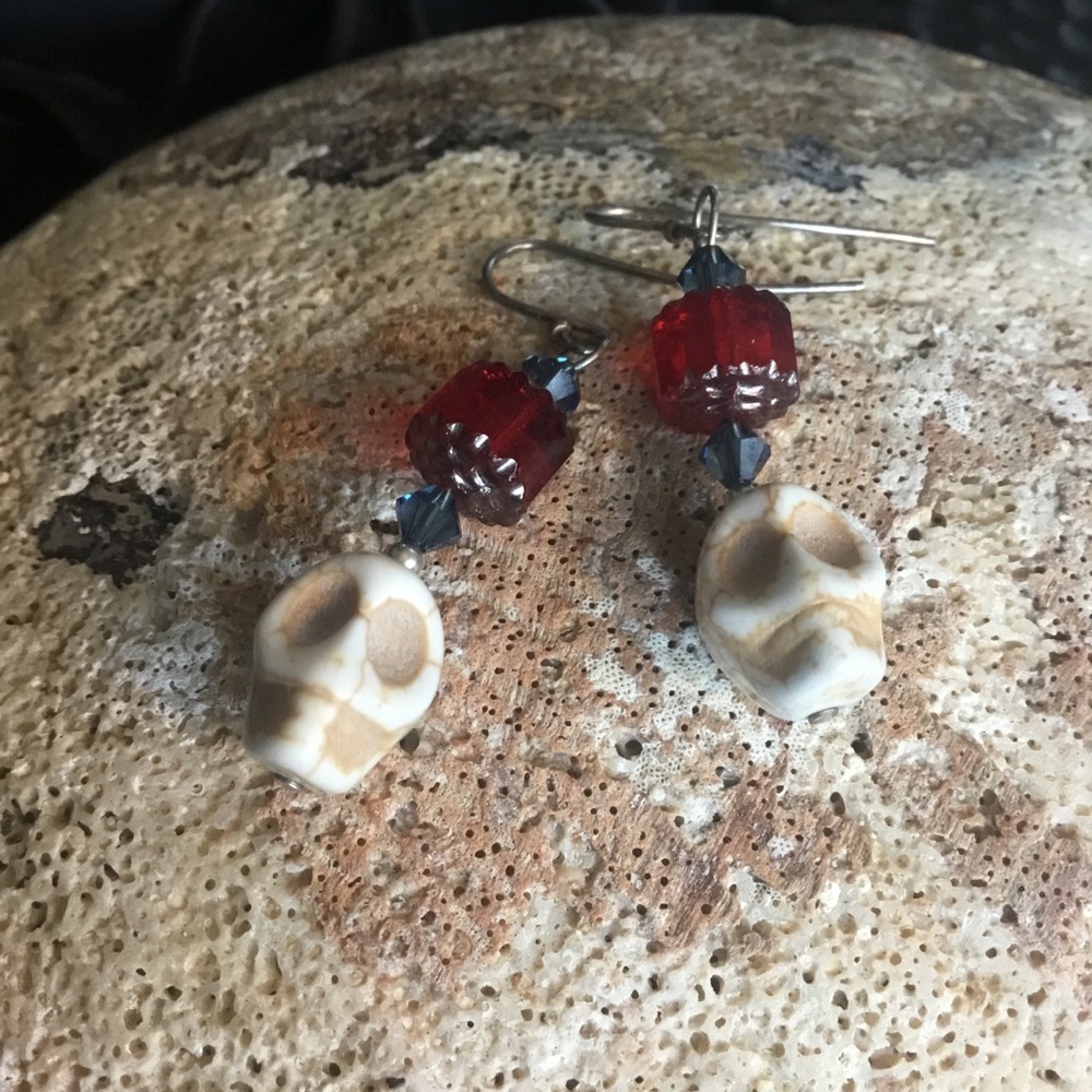 Hand Crafted Spooky Howelite Carved Skull and Vintage Red Glass Bead Earrings